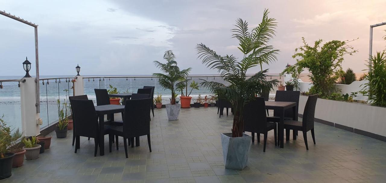 Huvan Beach Hotel At Hulhumale Exterior photo